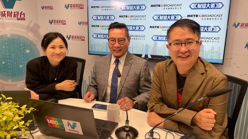 中華廠商會前會長史立德(中)表示，關稅戰下廠商「捱打」，貿易前景非常困難黑暗。