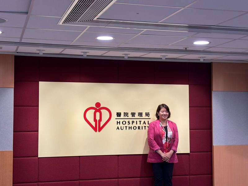 醫院管理局新任行政總裁李夏茵今日履新。