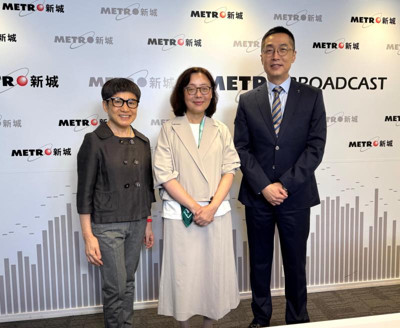 發展局局長甯漢豪(中)透露，有信心10年後，北部都會區發展已相當成熟