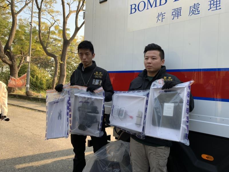 警方說屯門檢獲的彈炸品原材料是自製.(譚偉志攝)