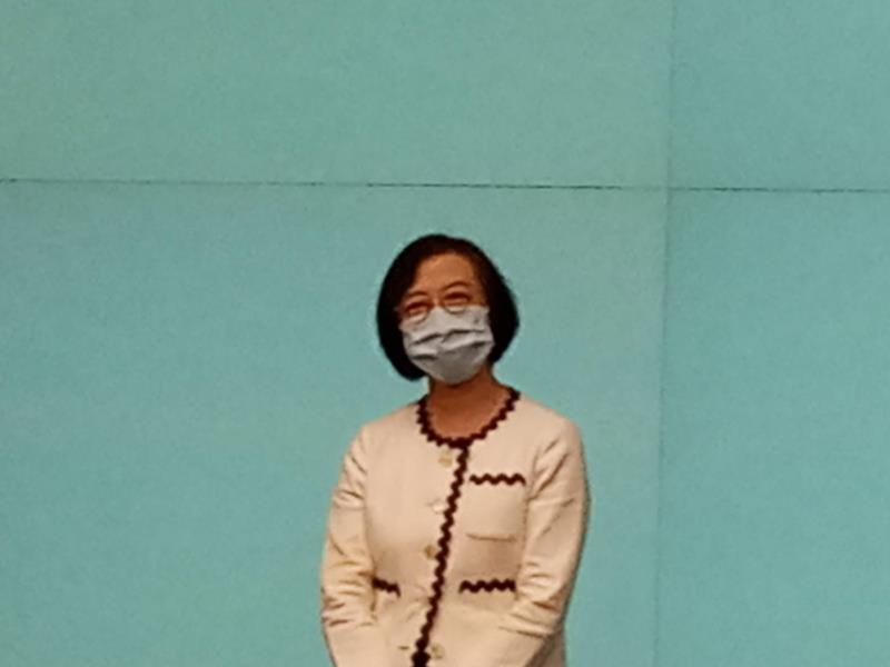 陳肇始呼籲群組相關人士盡快交回樣本瓶 何冬晴攝