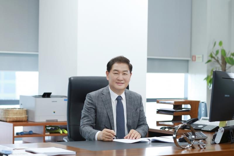 南韓三星電子聯席行政總裁韓宗熙因突發心臟驟停去世，終年63歲。三星電子圖片。