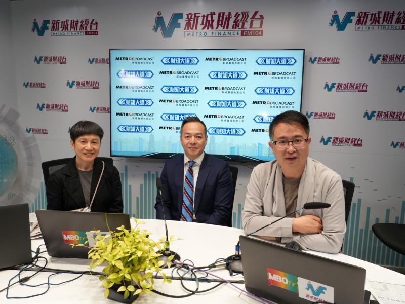 警務處處長周一鳴(中)表示，即使有國安法仍要小心提防，一小撮份子借機希望圖謀不軌。