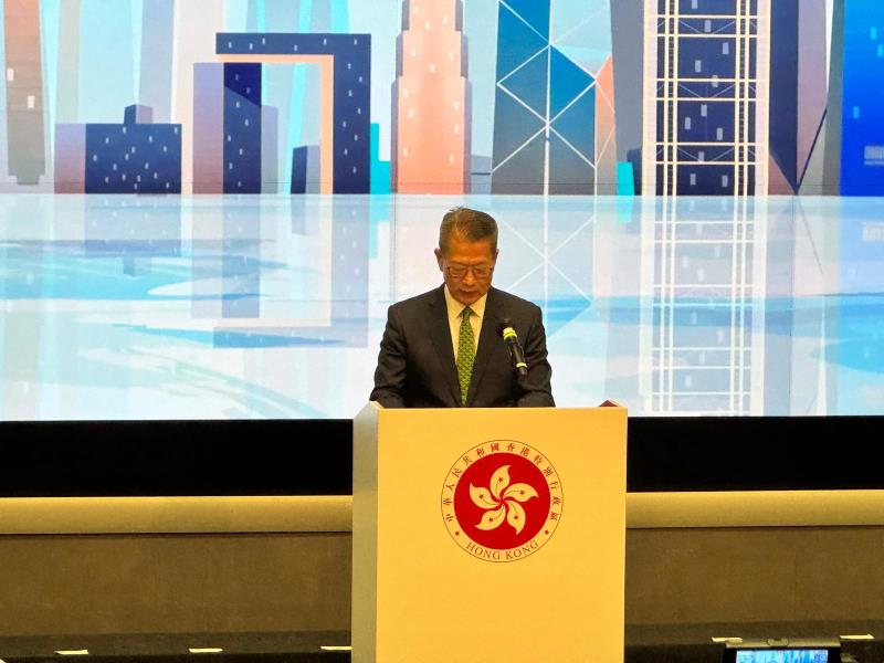 陳茂波：香港要把握協助內地企業出海帶來的大機遇。