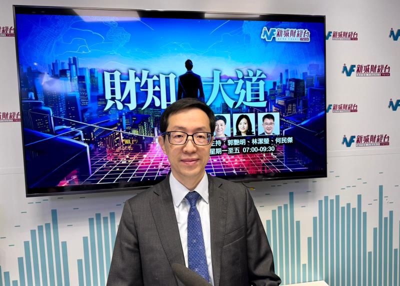 工展會正在維園舉行，廠商會會長盧金榮指，今年有一成半是新展商，過去周末的人流不錯，兩個新展區亦都吸引不少市民。