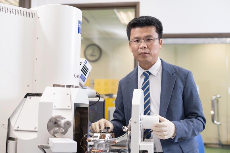 大乙半導體宣布，以香港為總部，首席科學家黃明欣表示，將利用香港優越的地理位置開拓歐洲和日本市場。政府新聞處圖片。