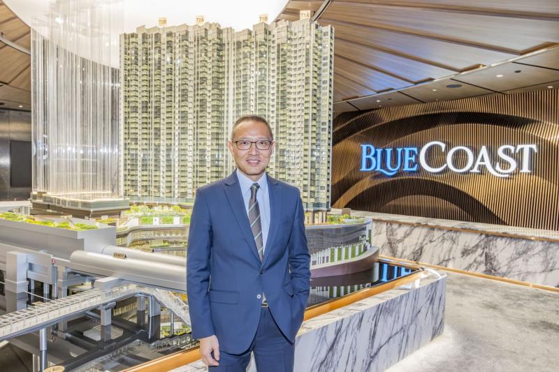 郭子威指出，樓市回升基礎已全面鞏固，黃竹坑站上蓋項目「Blue Coast」計劃短期內加價約5%。