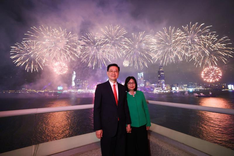 (李家超社交平台圖片)