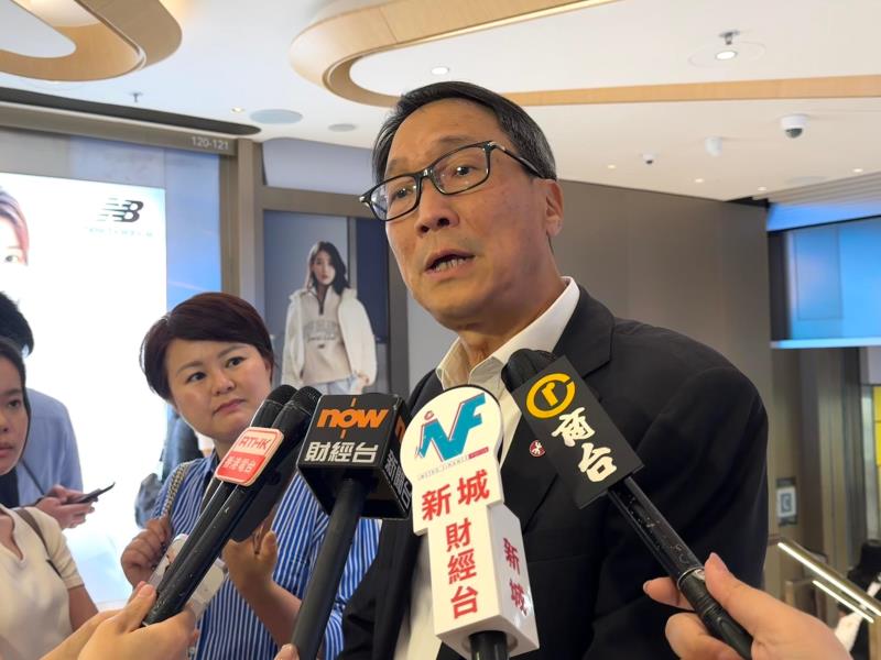 港鐵常務總監-物業及國際業務鄧智輝相信，錦上路站第二期項目將受市場歡迎。方穎暉攝。