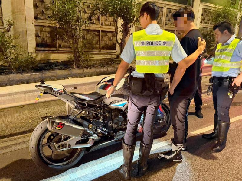 附圖為行動相片(一)