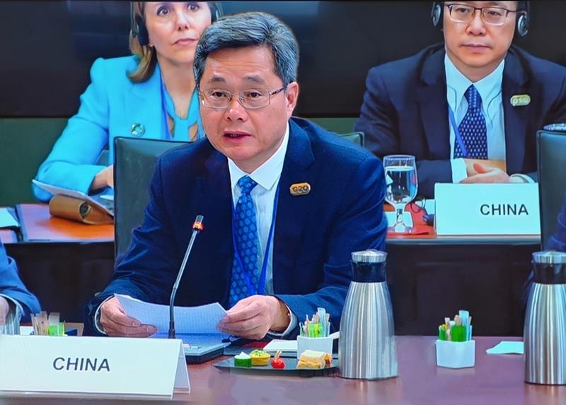 藍佛安出席G20財長和央行行長會議時說，中國堅定維護多邊主義和自由貿易，反對貿易保護主義和單邊主義。商務部圖片。