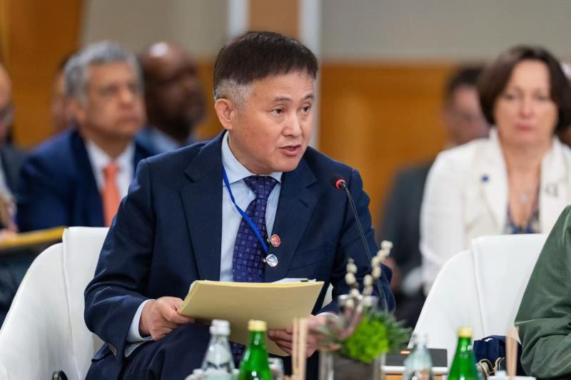 潘功勝在美國華盛頓出席第53屆國際貨幣與金融委員會(IMFC)會議並發言。人行圖片。