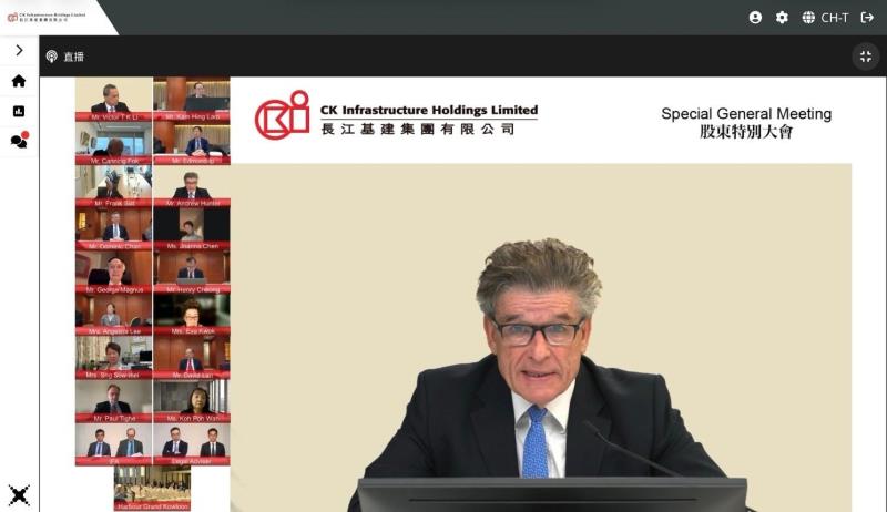 長江集團獨立股東大比數通過出售英國配電商UKPN，甄達安回應會否派發特別股息時稱，待交易完成後，董事會將會討論有關事項。