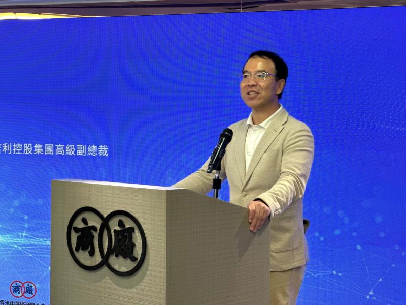 吉利控股集團高級副總裁楊學良表示，計劃在本港佈局Robotaxi業務。方穎暉攝。
