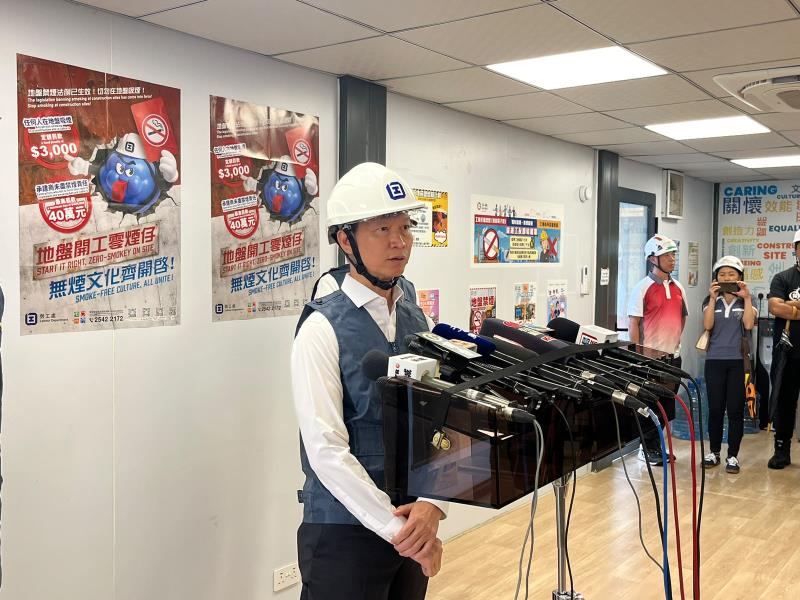 許澤森認為地盤違例吸煙定額罰款3千元罰款是合適和有效。 (左樂瑤攝)
