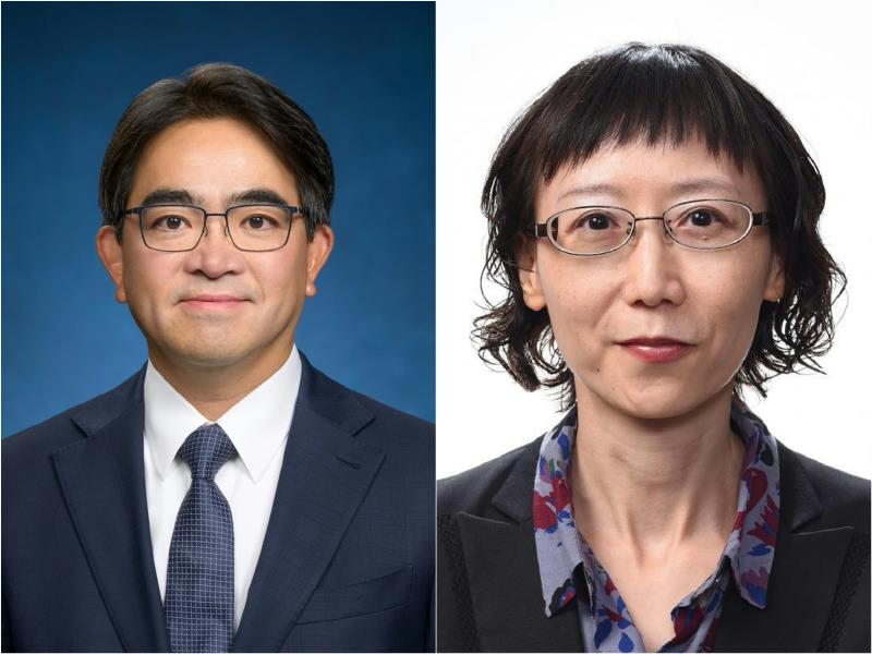 吳文傑(左)9月26日接替戴淑嬈(右)出任郵政署長。 (圖片來源：政府新聞處)