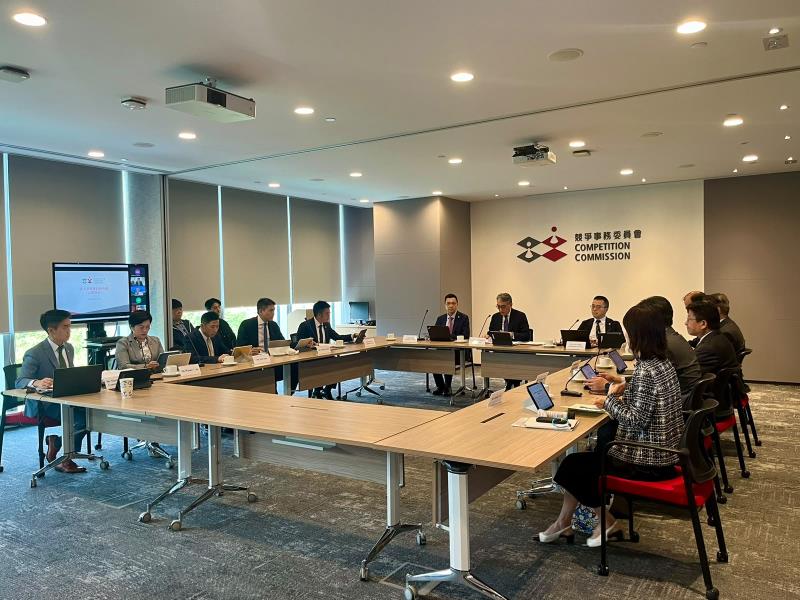 競委會就電動車公共充電市場最新進展舉行委員會會議，初步觀察認為電動車充電市場未呈現寡頭壟斷。左樂瑤攝。