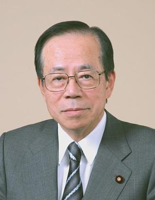 日本前首相福田康夫去世，享年90歲。